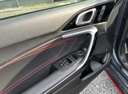 Kia - Pro Cee'd