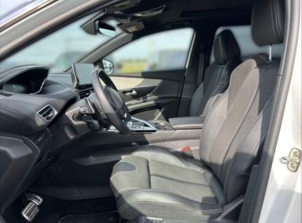 Peugeot - 5008
