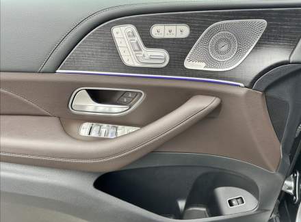 Mercedes-Benz - GLS