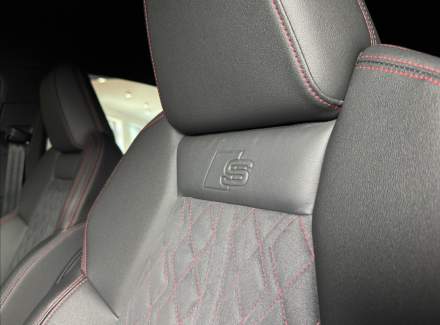 Audi - Q4 e-tron