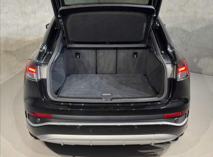 Audi - Q4 e-tron