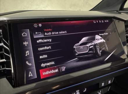 Audi - Q4 e-tron