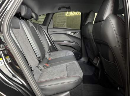 Audi - Q4 e-tron