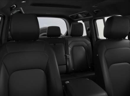 Land Rover - Defender