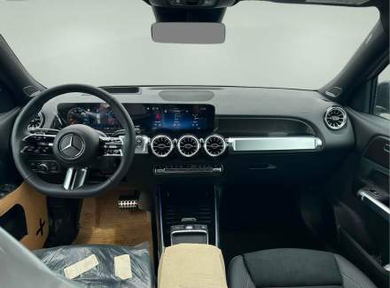 Mercedes-Benz - GLB