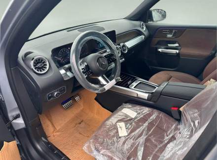 Mercedes-Benz - GLB