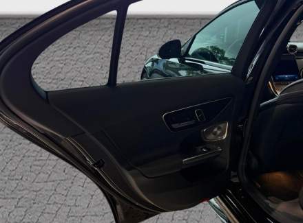Mercedes-Benz - C-class
