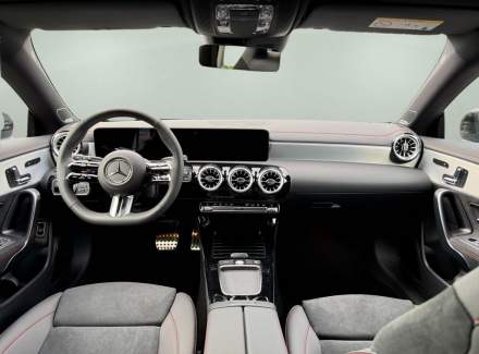 Mercedes-Benz - CLA