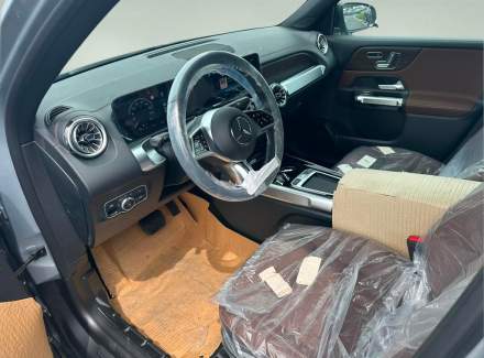 Mercedes-Benz - GLB