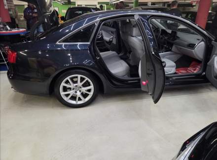 Audi - A6