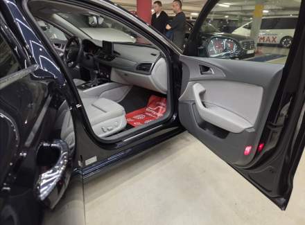 Audi - A6