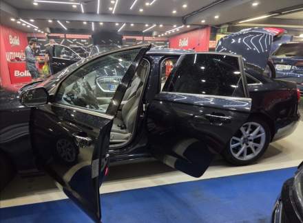 Audi - A6