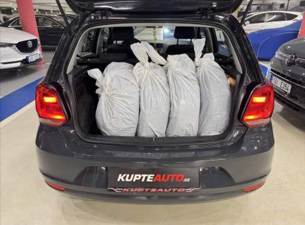 Volkswagen - Polo