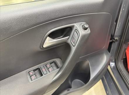 Volkswagen - Polo