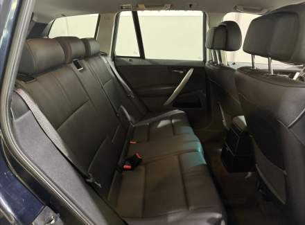 BMW - X3