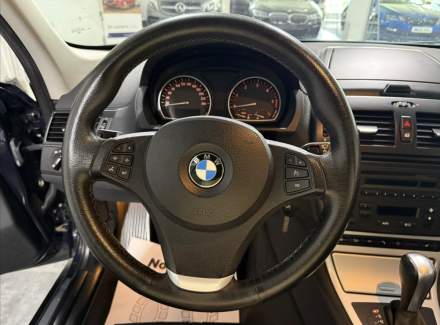 BMW - X3