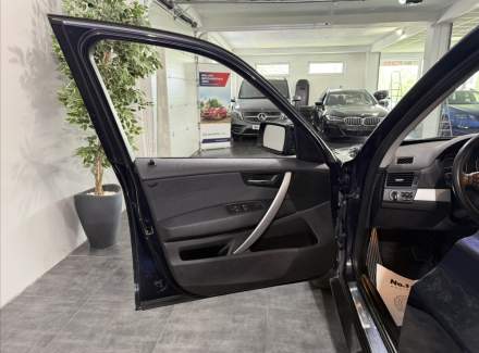 BMW - X3