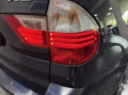 BMW - X3