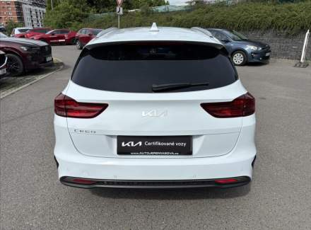 Kia - Cee'd