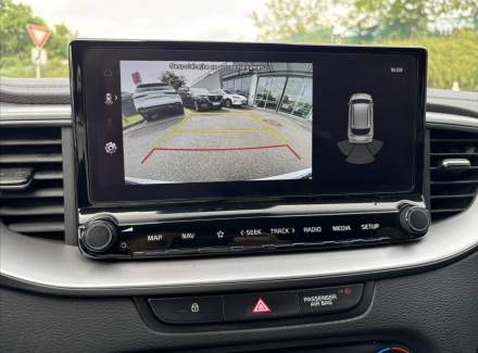 Kia - Cee'd