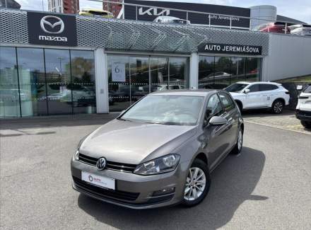 Volkswagen - Golf