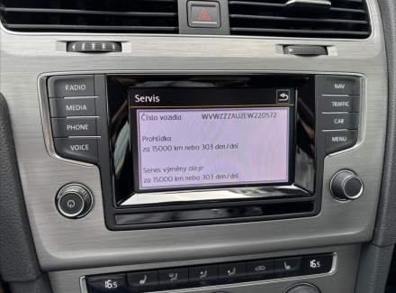 Volkswagen - Golf
