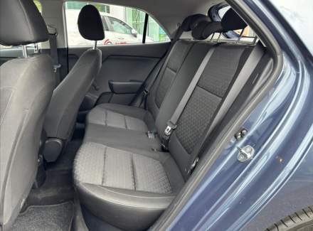 Kia - Rio