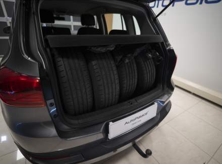 Volkswagen - Tiguan