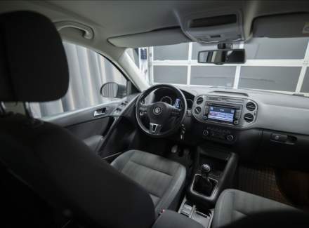 Volkswagen - Tiguan