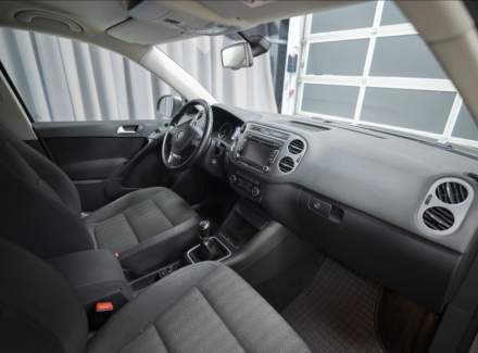Volkswagen - Tiguan