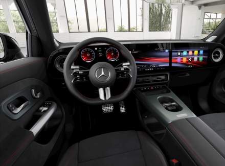 Mercedes-Benz - GLB