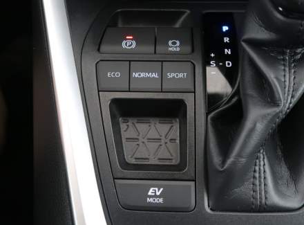 Toyota - RAV 4