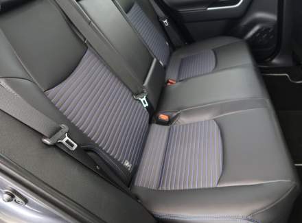 Toyota - RAV 4