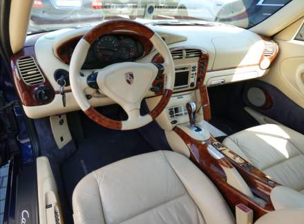 Porsche - 911