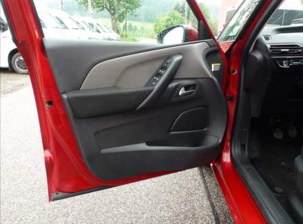 Citroën - C4