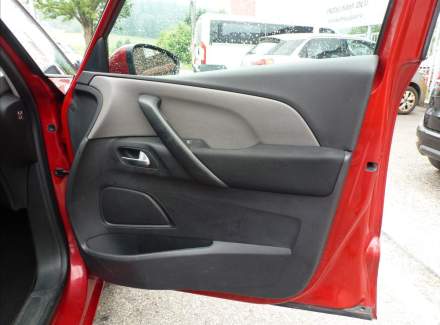 Citroën - C4