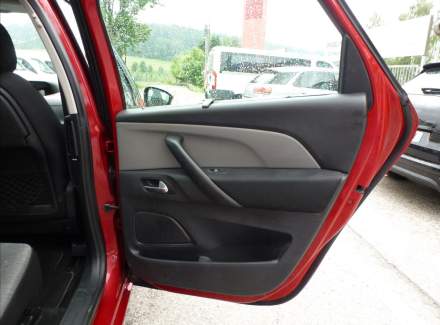 Citroën - C4