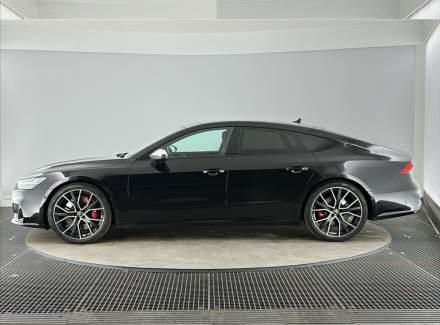 Audi - S7