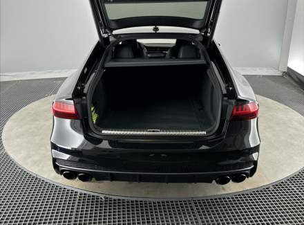 Audi - S7