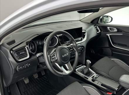 Kia - XCeed