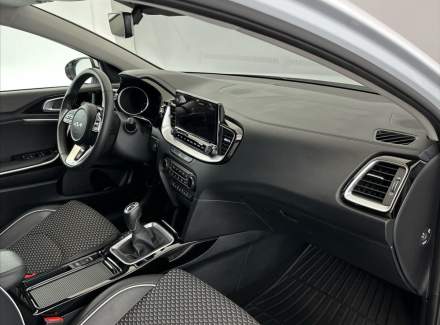 Kia - XCeed
