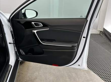 Kia - XCeed