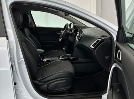Kia - XCeed