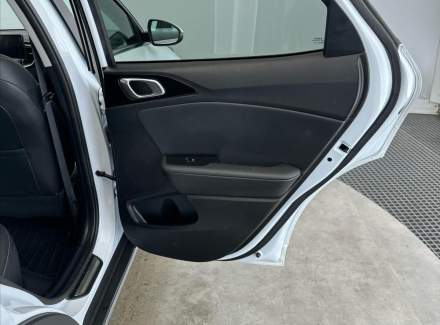Kia - XCeed