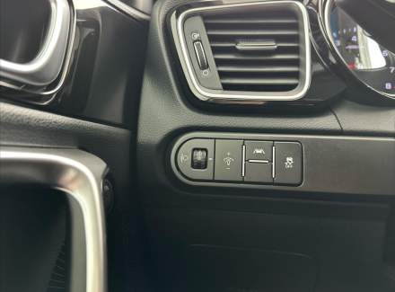 Kia - XCeed