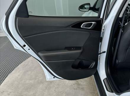 Kia - XCeed