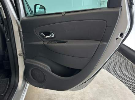 Renault - Scenic