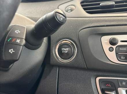 Renault - Scenic