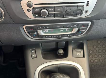 Renault - Scenic
