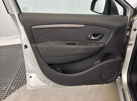 Renault - Scenic